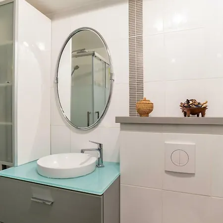 Beautiful Two-room With Balcony Apartamento Estrasburgo