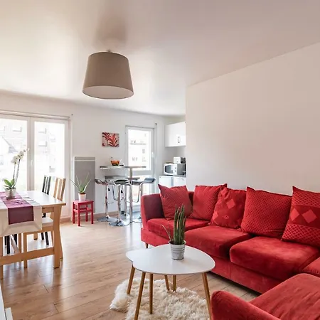 Apartamento Beautiful Two-room With Balcony *